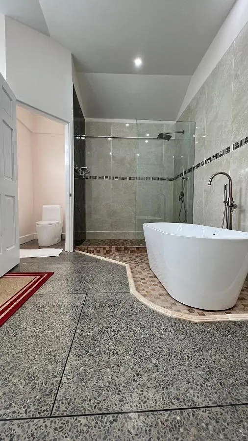 Hotel Stonetrail Villas Arnos Vale