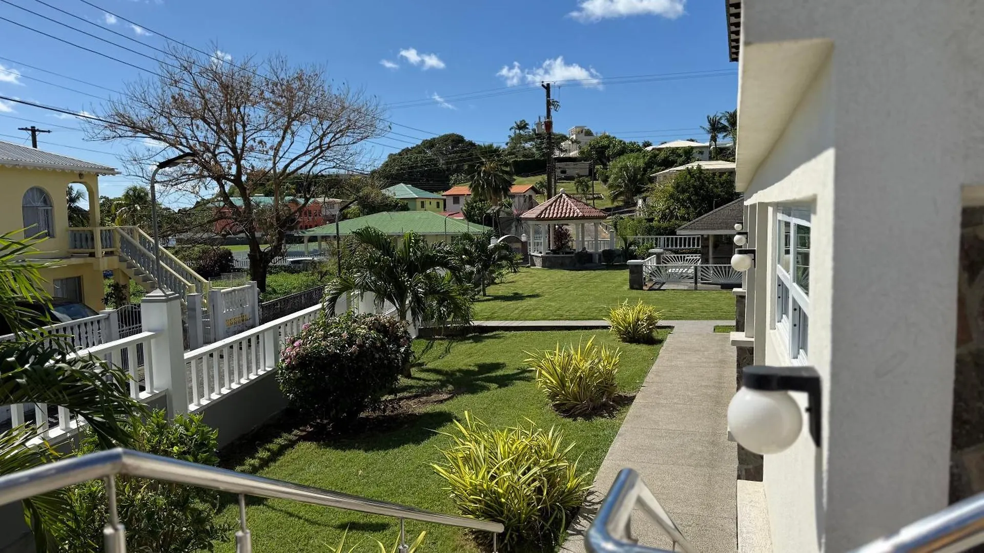 Stonetrail Villas Arnos Vale