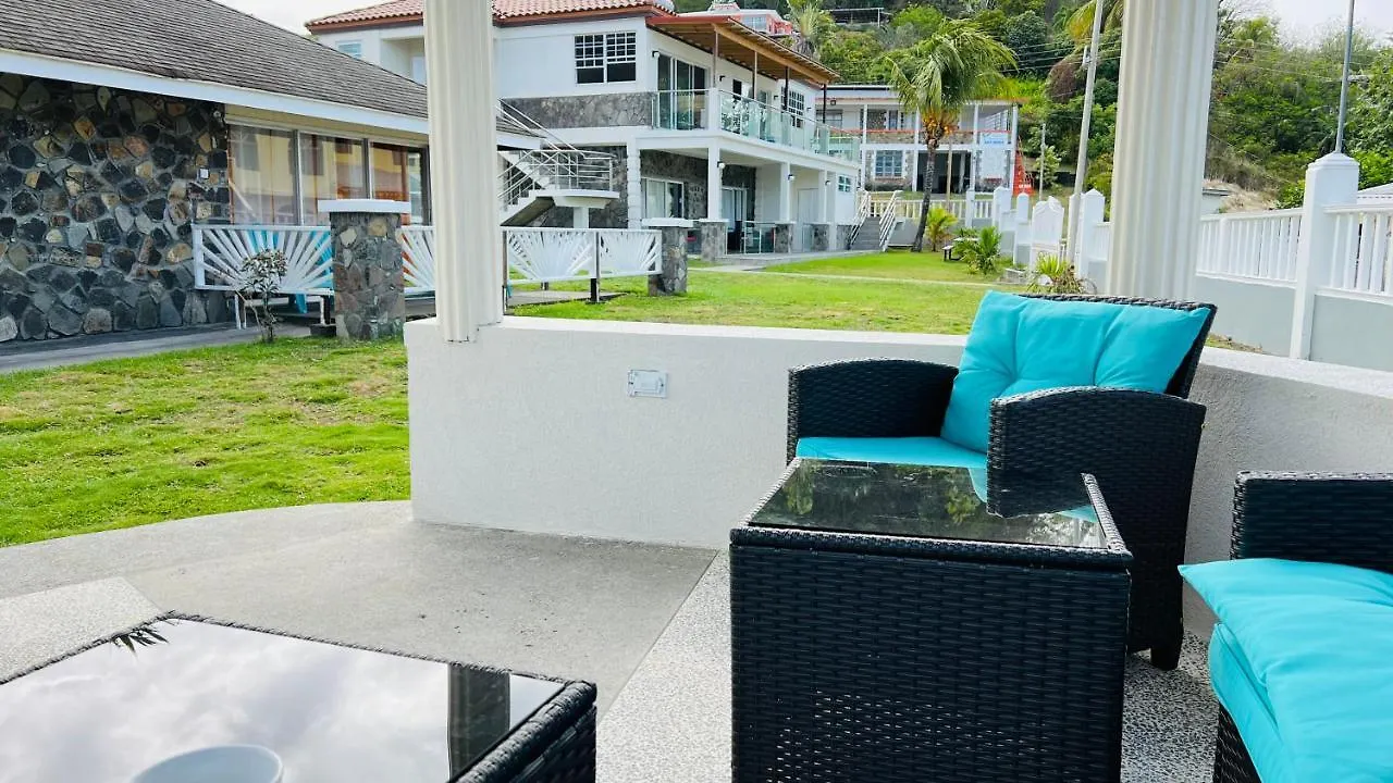 Stonetrail Hotel Arnos Vale 0*,  Saint Vincent and the Grenadines